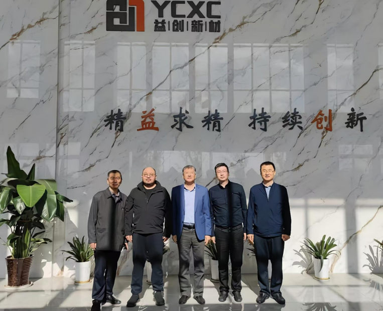 中國絕熱節(jié)能材料協(xié)會領導調(diào)研益創(chuàng)新材，“發(fā)泡硅酸鈣”助力萬里管道技術革新